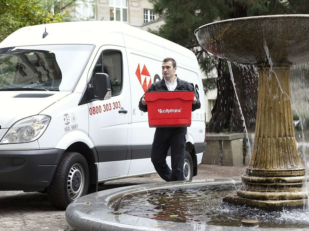 Karpuz Tatlılığı Sıcak Günlerde Kapıdan
